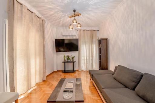 3Bedroom Apartment Near Acropolis — отель с удобным расположением в Афины