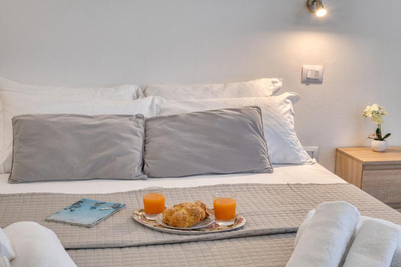 IzzHome Cozy Sunflowers 2 a Pula - Accogliente Appartamento Vista Panoramica
