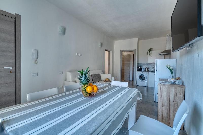 IzzHome Cozy Sunflowers 2 a Pula - Accogliente Appartamento Vista Panoramica