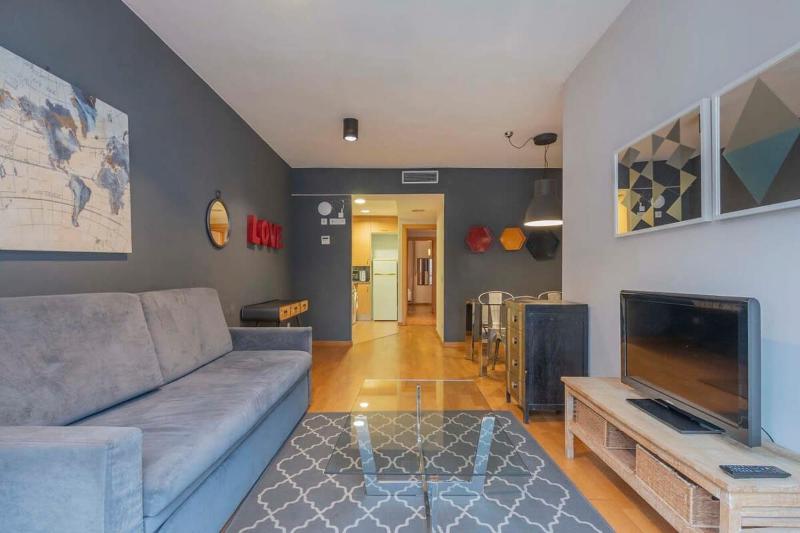 Modern and bright apartment in Eixample 5-2 — отель в Барселоне, Испания