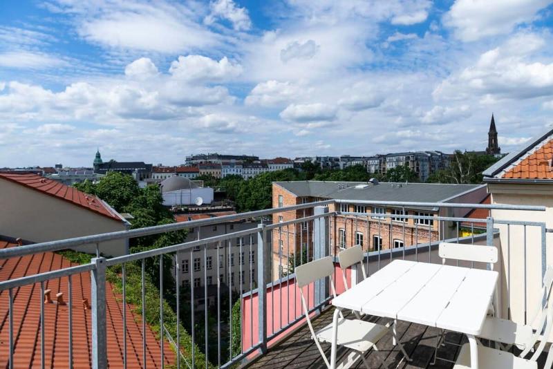Urban Rooftop Apartment - Berlin MITTE - A C — отзывы гостей и цены