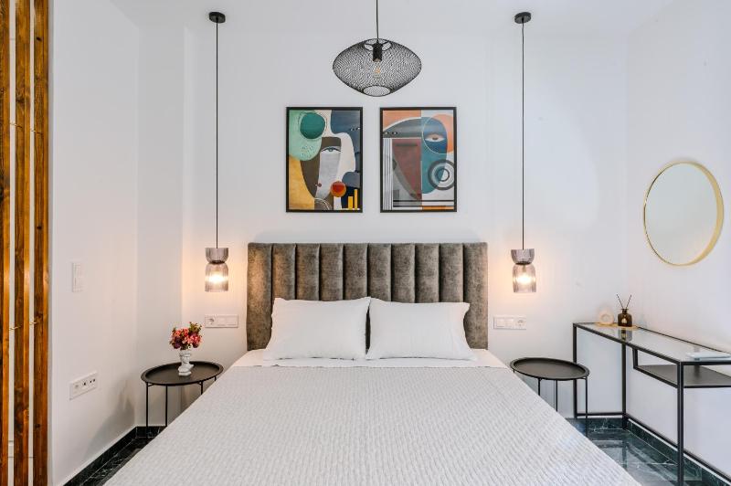 Place to be Athens apartment — отель с удобным расположением в Афины