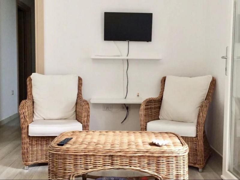 Casa di Ale a Solanas - Ampio Appartamento Vicino Mare