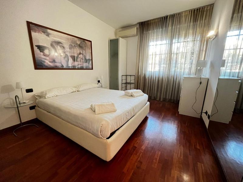 Kibilu - Via Casati 32 - Stazione Centrale - Corso Buenos Aires - Shopping Area — отель с удобным расположением в Милане