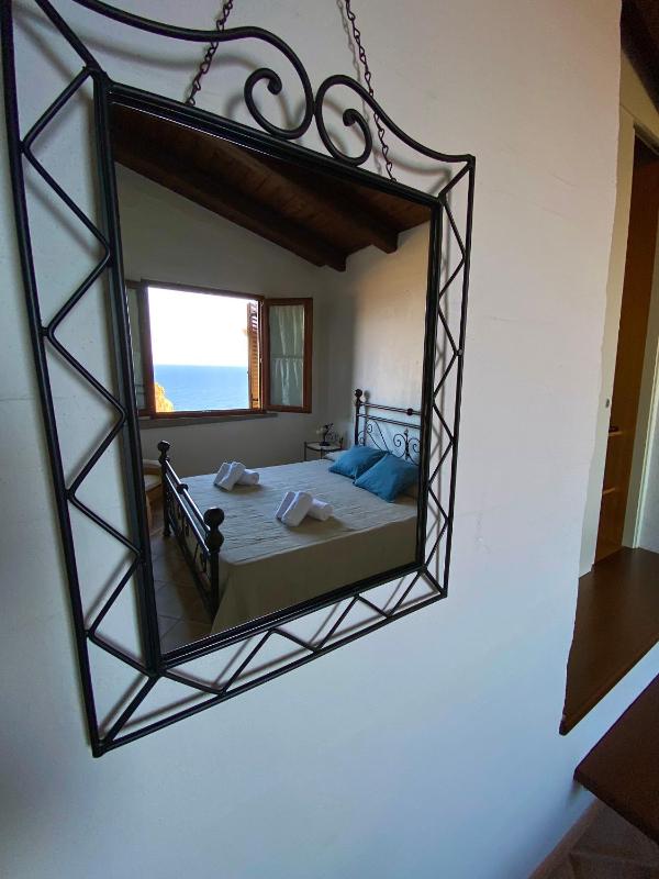 Casa Bellavista a Nebida - Oasi di Relax con Piscina