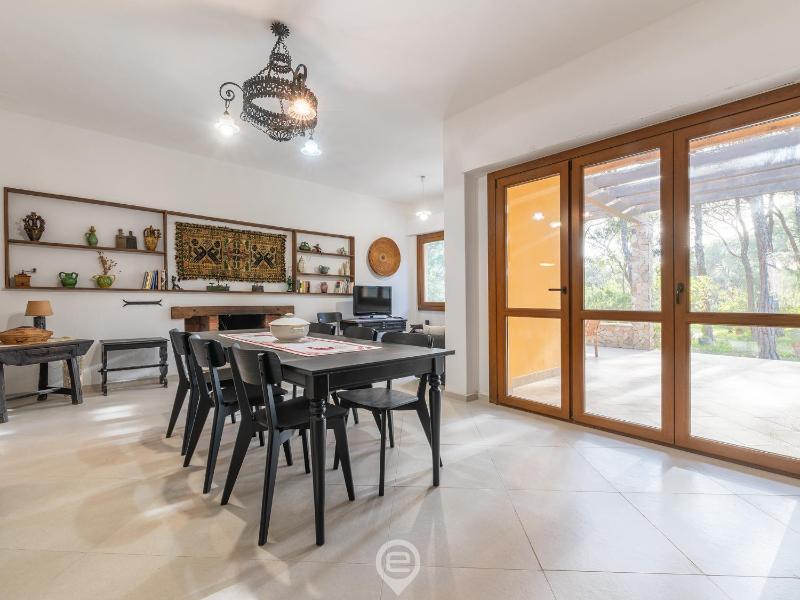 Seaside Pineta a Pula - Lussuosa villa con spiaggia privata