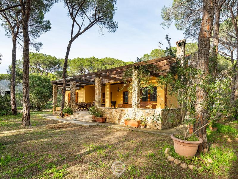 Seaside Pineta a Pula - Lussuosa villa con spiaggia privata