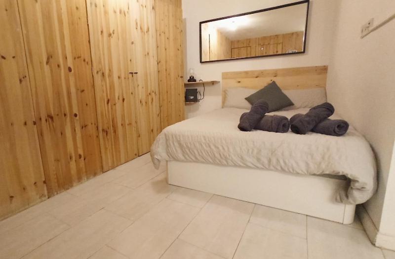 Apartamento en Chueca Gran Via — отель с удобствами в Мадриде