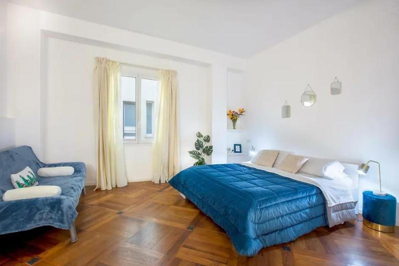 Piazza Martiri a Cagliari - Appartamento con terrazza