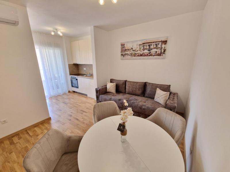 Цены на VOLNA 78 APARTMENT в Будва