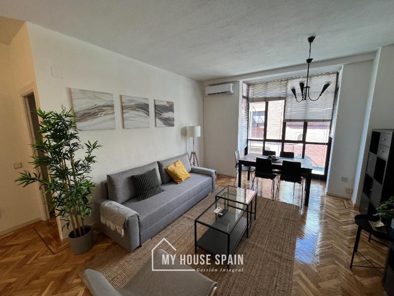 MyHouseSpain - Maravilloso apartamento renovado — отель с удобствами в Мадриде