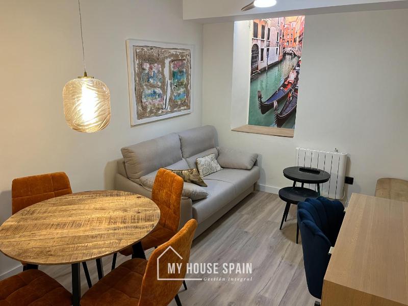Цены на MyHouseSpain - Radiante apartamento en Lavapies в Мадриде