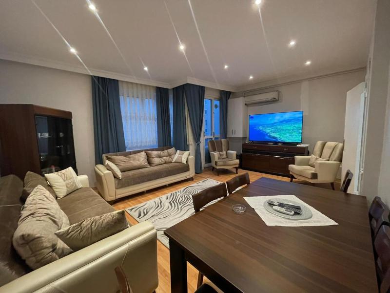 Taksim Square 2plus1 Big Flat on the Center with 2 Bathroom — забронировать отель в Стамбуле