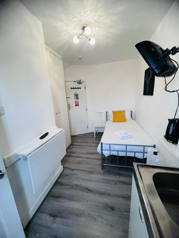 F19- Bright Studio for 1 near Paddington — отель в Лондоне, Соединенное Королевство