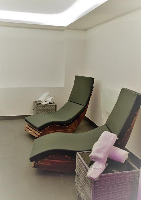 Hotel For You a Olbia - Esclusivo 4 stelle con spa e piscina