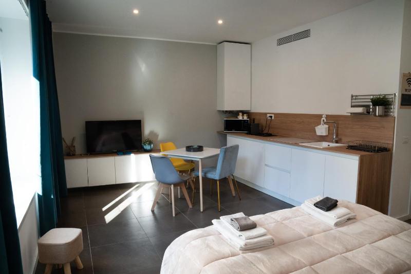 Bubi House Porta Romana — забронировать отель в Милане