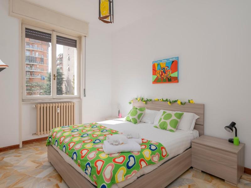 Xenia Apartments - Spacious two-room apt in the flower district — отель в Милане, Италия