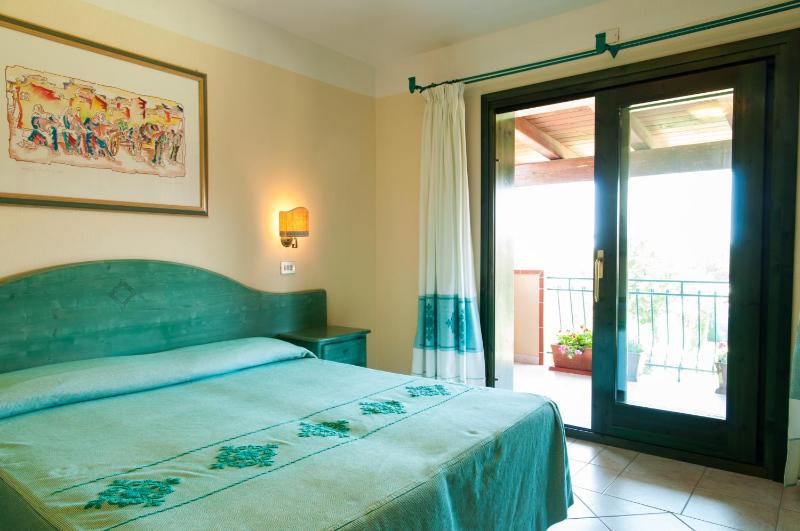 Club Hotel Torre Moresca a Capo Ginepro - Oasi fronte mare