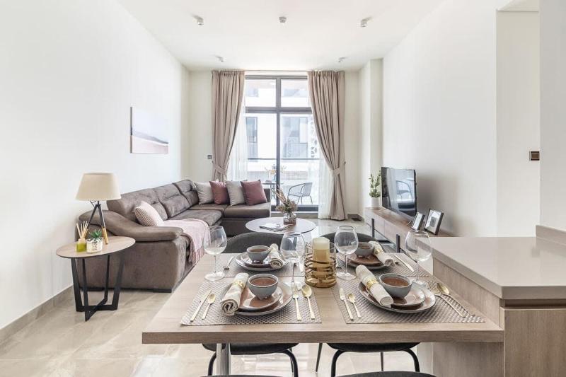 Frank Porter - Majestique Residences 2 — забронировать отель в Дубае
