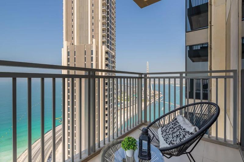 Frank Porter - 5242 EMAAR Tower — отель с удобным расположением в Дубае