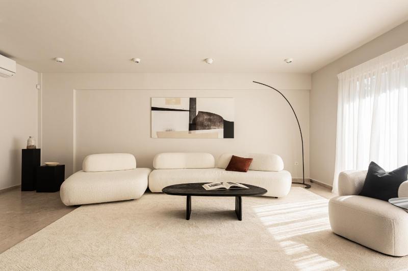 Sublime Townhouse by Zoia Living — комфортный отель в Афины