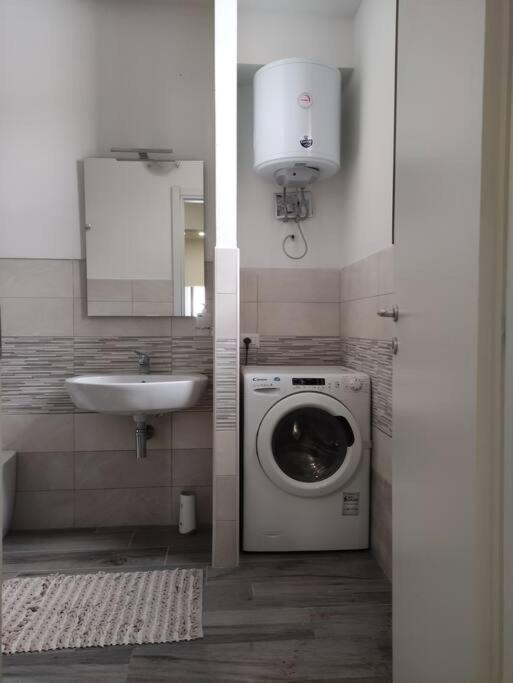 Appartamento zona porto a Porto Torres - Comodo