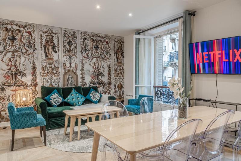 Appartement spacieux et lumineux a Montorgueil — отель в Париже, Франция