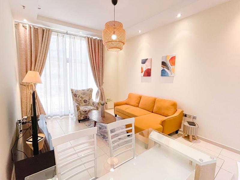 RH- City Living in Style, Large 1 BR with open Terrace, Dubai Marina — забронировать отель в Дубае