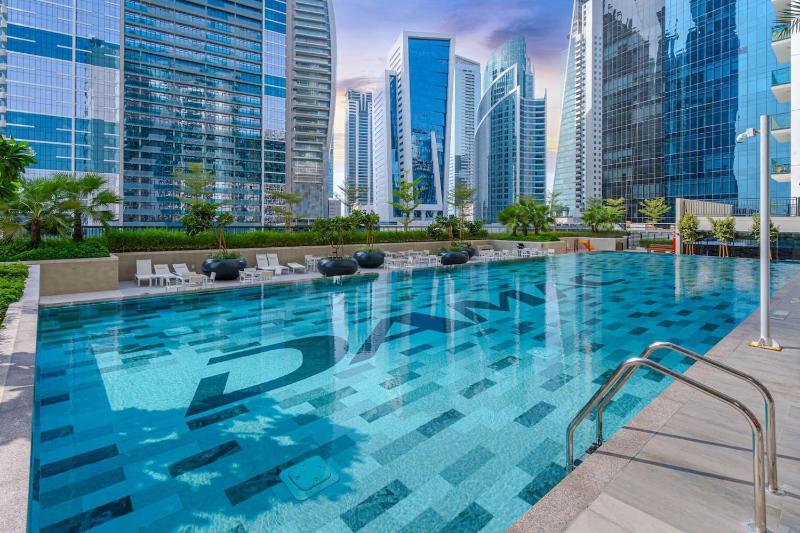 1bd Flat- Terrace & Burj Al Arab View In Zada — отель в Дубае, Объединенные Арабские Эмираты
