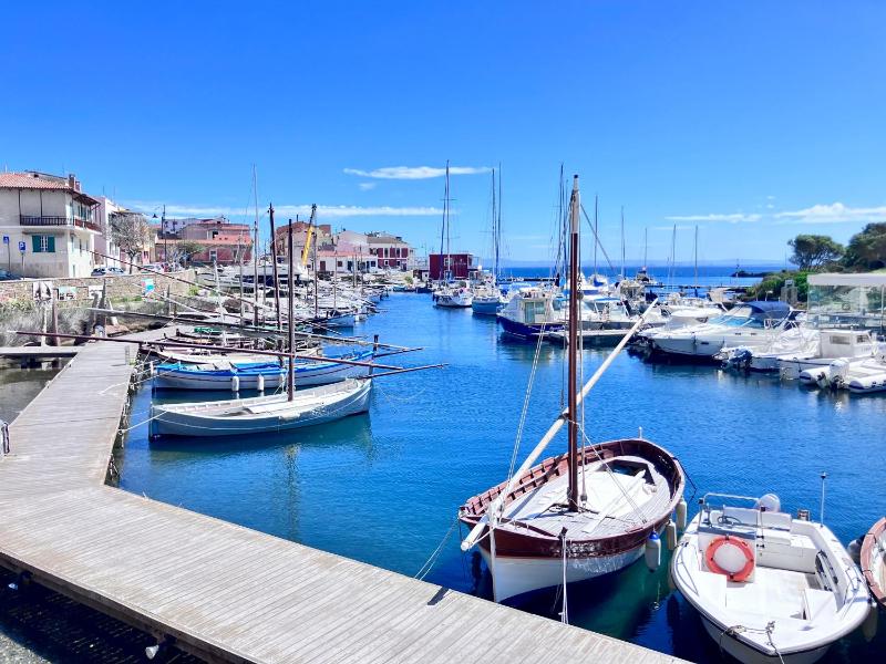 Ida Palace a Stintino - Lussuoso appartamento fronte mare