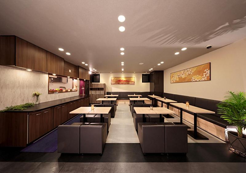Цены на Shinsaibashi-Higashi Crystal Hotel в Осаке
