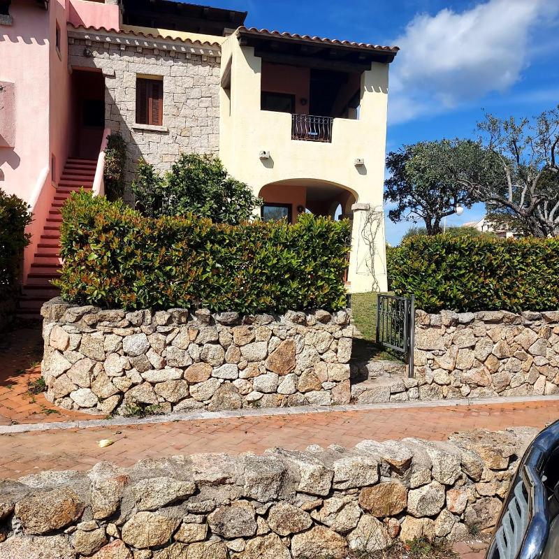 Il Borgo Apt 1 a Porto San Paolo - Lussuoso con piscina