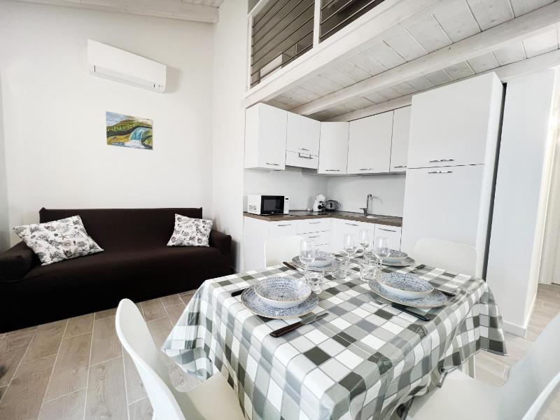 Il Sole a Castelsardo - Appartamento con Piscina