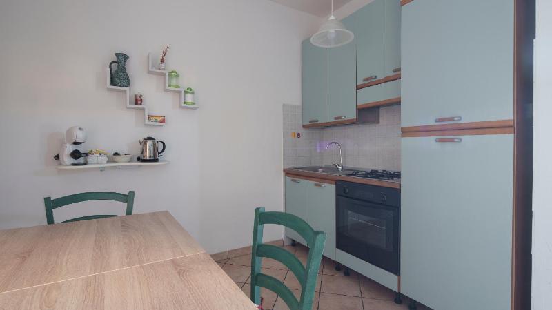 Il Vialetto Verde a Olbia - Tranquillo appartamento con piscina
