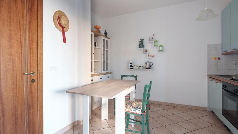Il Vialetto Verde a Olbia - Tranquillo appartamento con piscina
