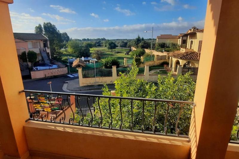Zurrundeddu House a Pula - Confortevole casa vacanze
