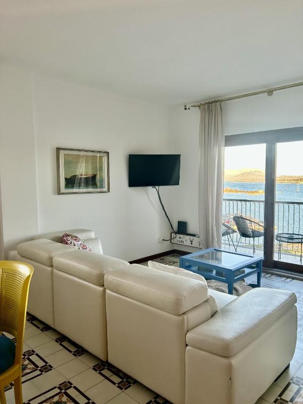 Mv Home a Olbia - Spazioso appartamento con terrazza centrale