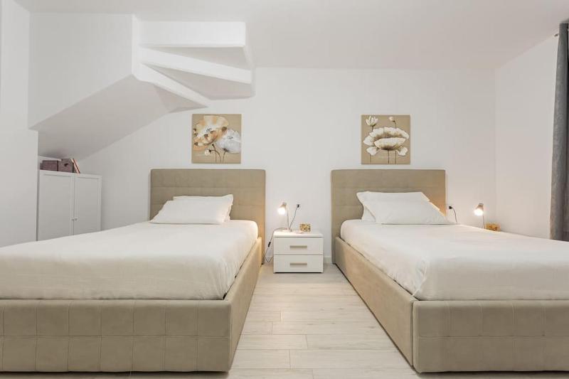 Villa Claudia a Tertenìa - Lusso con piscina privata