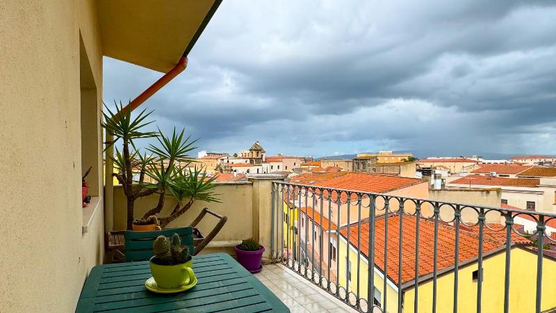Sopra i Tetti a Oristano - Spazioso Appartamento