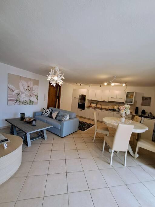 Nido d'Amore ad Arzachena - Romantico con giardino