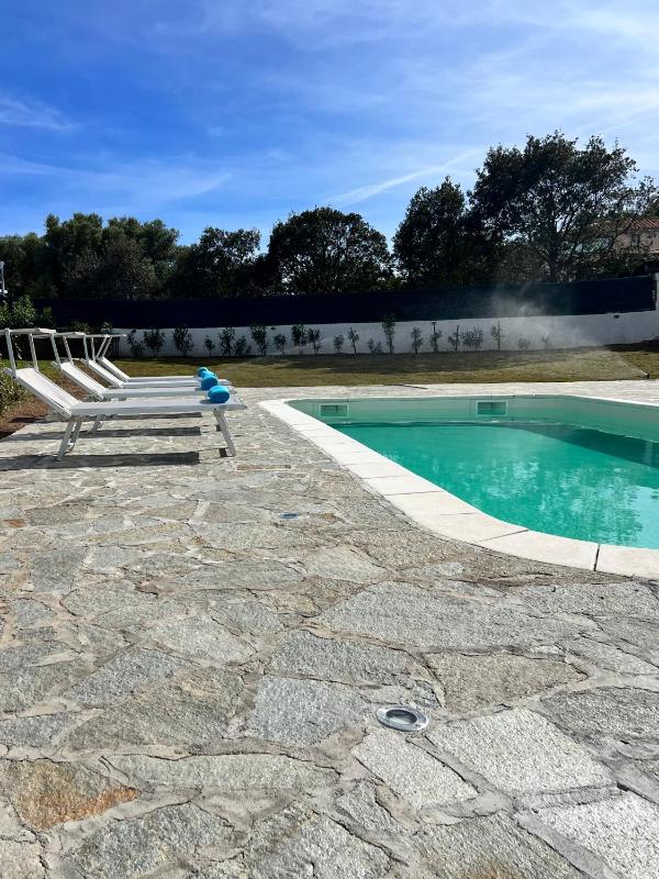 Casa EDERA a Olbia - Rilassante villa con piscina