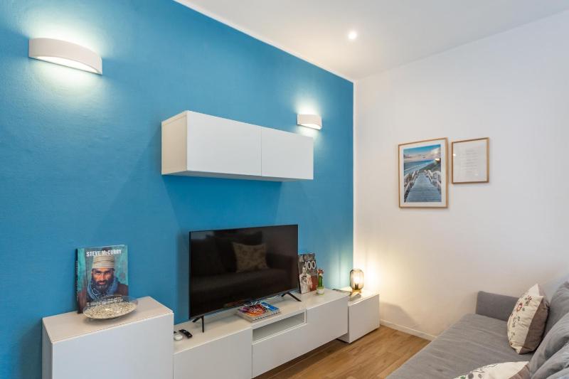Studio Suite Navigli Bocconi in the heart of Milan — комфортный отель в Милане