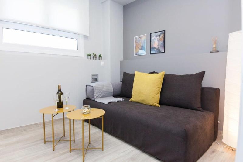 Brand New flat near Lycabettus Hill by Luckeys — забронировать отель в Афины