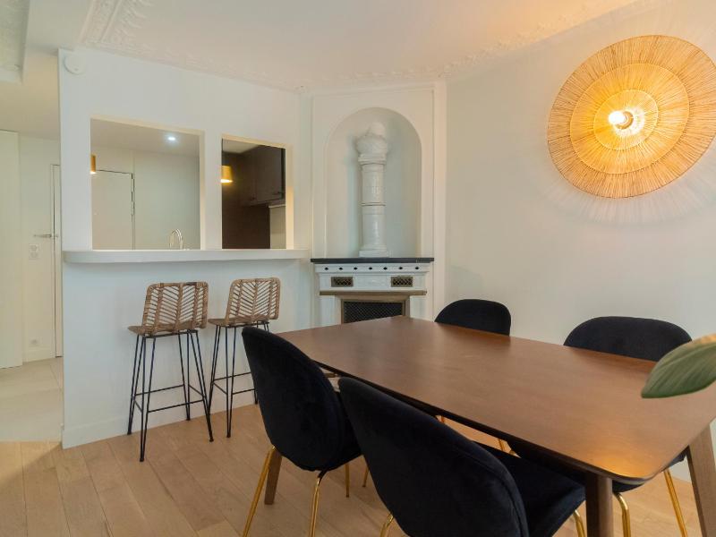 Appartement d'architecte au coeur de Paris 9 — забронировать отель в Париже