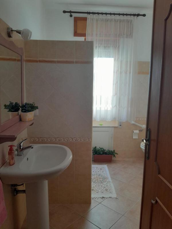 Casa Francesca a Olmedo - Spazioso appartamento con giardino