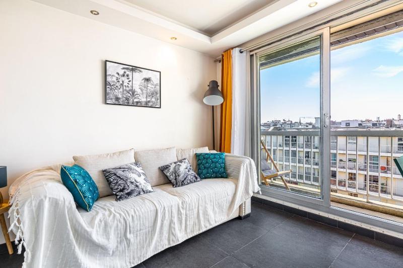 GuestReady - Sejour de reve avec vue Tour Eiffel — отель с удобным расположением в Париже