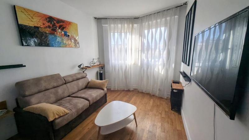 GuestRead - Appt moderne pres des Batignolles — забронировать отель в Париже