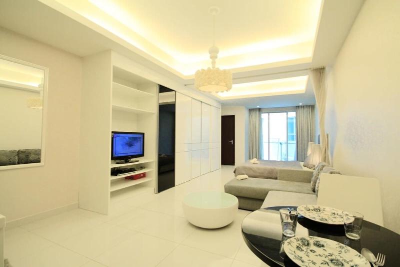A Cozy & Stylish Studio Damas Suites In Hartamas 8 — комфортный отель в Куала-Лумпуре