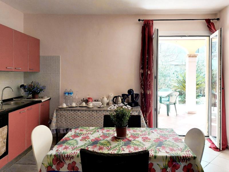 Villetta a Capoterra - Lussuoso Rifugio Fronte Spiaggia