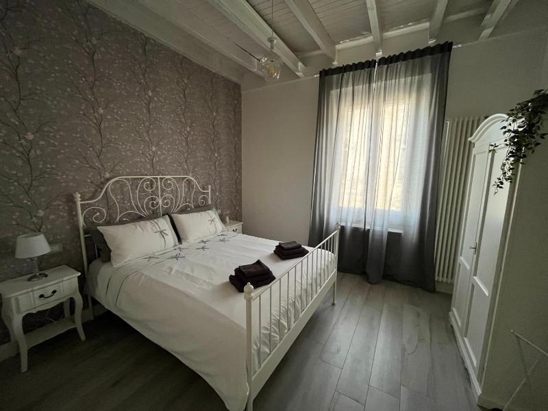 Цены на Casa di ringhiera old Milan в Милане